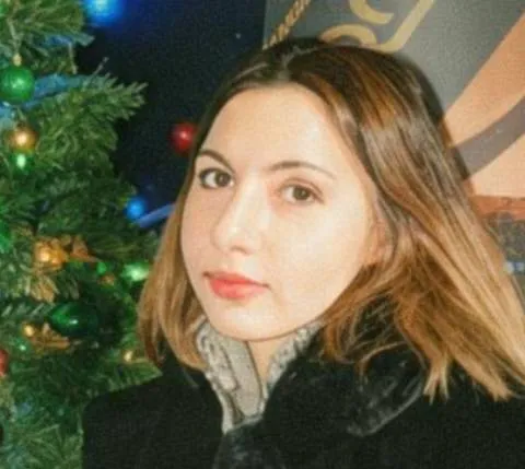 Гадание у ясновидящей от Авроры — 10 долларов (специальное предложение).