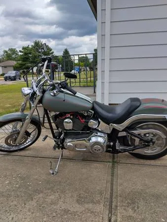 Harley Davidson Duece 2000 года выпуска