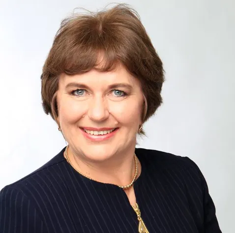 Irena Zalozna, Real Estate Agent