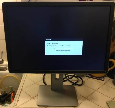 Монитор Dell 20" FHD IPS LCD, экран 1080p P2016, светодиодная подсветка + подставка
