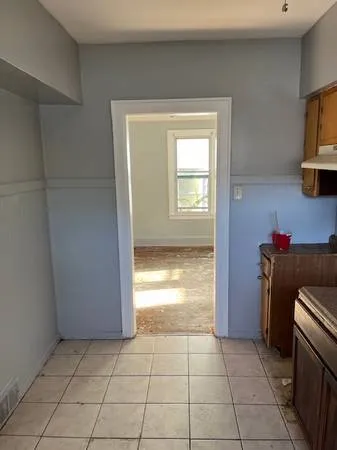 Красиво оформленная квартира с 1 спальней, вода включена в стоимость.