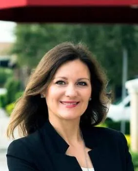 Renata Andriekiene, Realtor