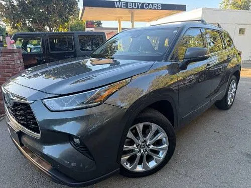 Toyota Highlander Hybrid Limited FWD 2021 года выпуска • Чистый ПТС • Гибрид • CARFAX
