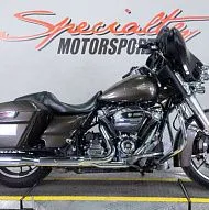 Harley-Davidson Street Glide® Touring 2021 года