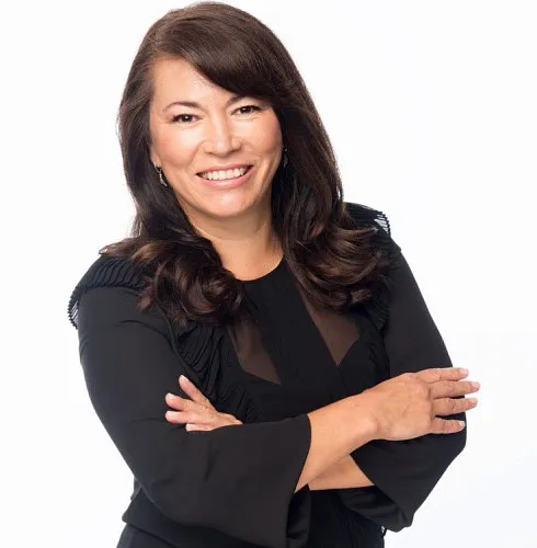 Susana Sherfedinova, Realtor