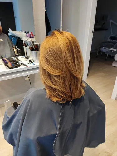 Olga, Hair Stylist