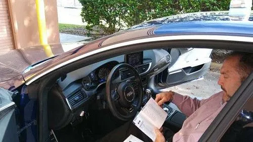 Установщик автомобильных магнитол с выездом на дом. 25 лет опыта!