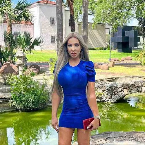 Elena Rubio, Real Estate Agent