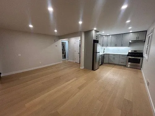 33 Gower St Floor 2, Staten Island, NY 10314