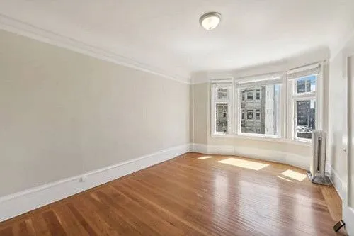 676 Geary St - 402