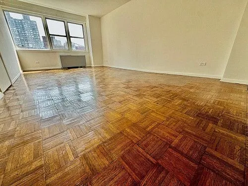 525 E 82nd St, # 11D, New York, NY 10028