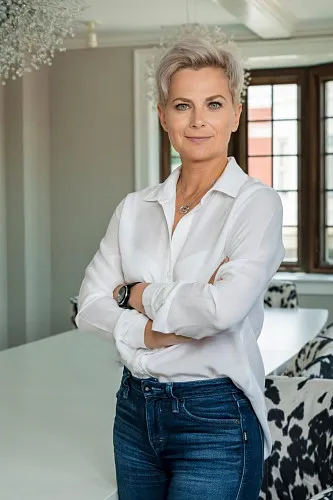 Julia Alexander