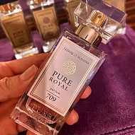 Lyudmyla Voloshchenko, Perfume Shop