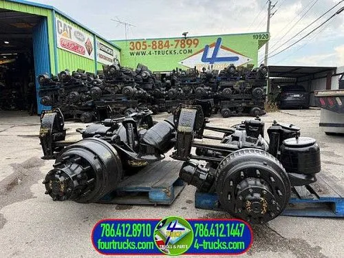 Тандемные снегоходы Peterbilt Airtrac 2019 года выпуска. Цена 4.89. Звоните для уточнения.