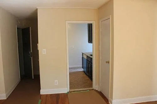 1822 21st Ave, APT 1C, Astoria, NY 11105