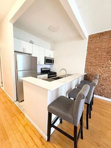 63 Bruckner Blvd, APT 3, Bronx, NY 10454