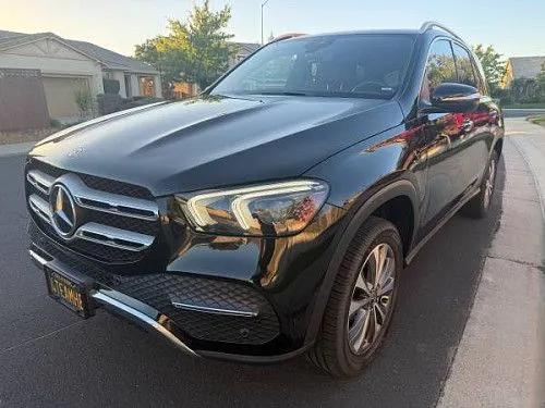 Mercedes-Benz GLE 350 Premium Package 2023 года с аудиосистемой Burmester Surround Sound
