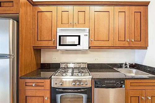 437 W 54th St, APT 4D, New York, NY 10019