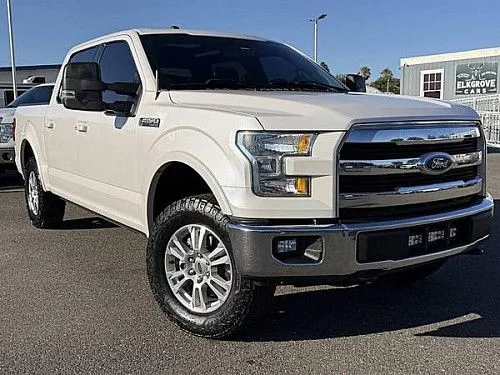 Ford F-150 Lariat 4x4 4dr SuperCrew 5.5 ft. SB 2017 года выпуска.