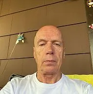 Опытный водитель 
