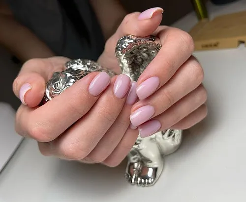 Vladlena, Nail Technician