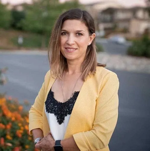 Lily Garipova, Real Estate