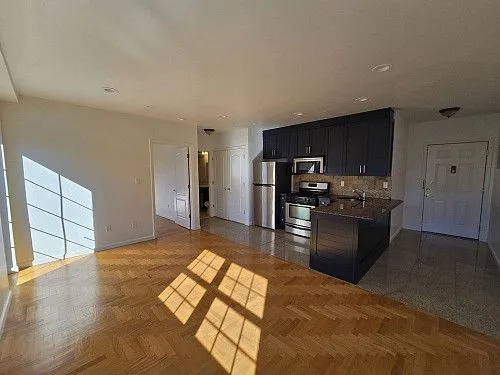 30-27 30th St, # C, Astoria, NY 11102