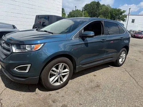 Ford Edge SEL 2016 года выпуска. Полная комплектация, пробег 150 000 км. В отличном состоянии. Возможно оформление кредита.