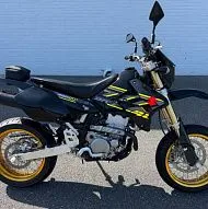 Мотоцикл Suzuki DRZ400SM Super Moto 2018 года выпуска, небольшой пробег. Возможно оформление кредита.