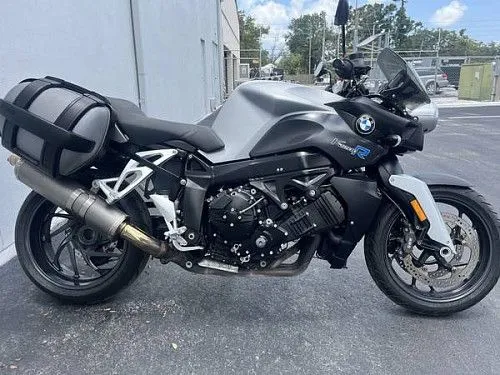 BMW K1200R 2006 года выпуска