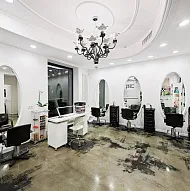 Golden Hands Salon on 23rd