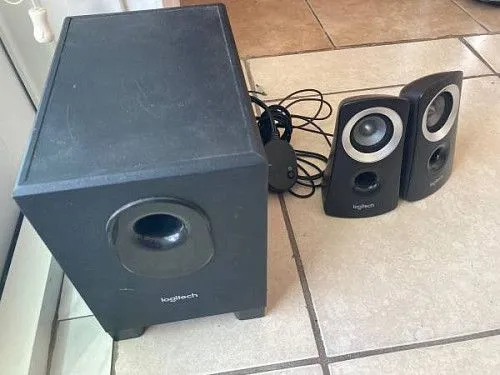 2 беспроводных динамика / Bluetooth-колонки / беспроводная стереоколонка