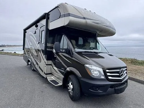Автодом Forest River Sprinter класса C 2016 года выпуска