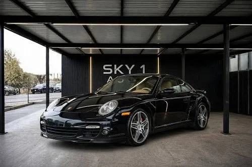 2009 Porsche 911 Turbo (4WD), GT2 (2WD)
