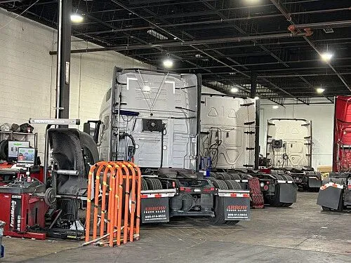 Ремонт Траков - Express Truck Repair