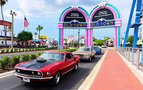 Старый город в Киссимми (Old Town Kissimmee)