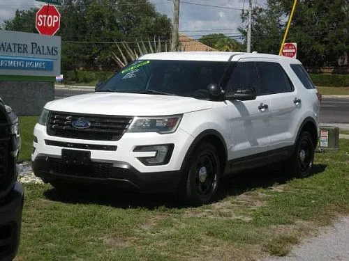 * Полицейский перехватчик Ford Explorer 2017 года выпуска * Пробег 94 000 миль * Буксировочный пакет *