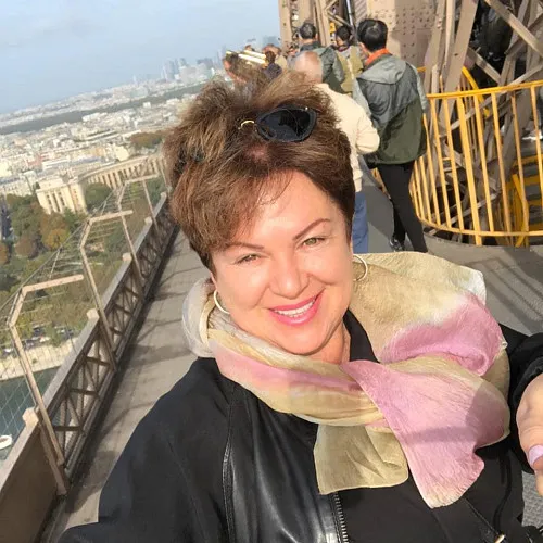 Angela Troubatchov