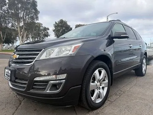 Chevrolet Traverse LT SUV 2017 года выпуска. Один владелец. Навигация. Камера заднего вида.