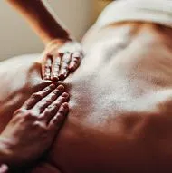 Natalia, Massage