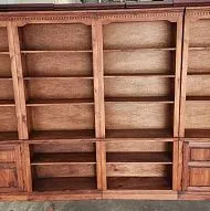 4 одинаковых книжных полки из массива дерева Mastercraft
