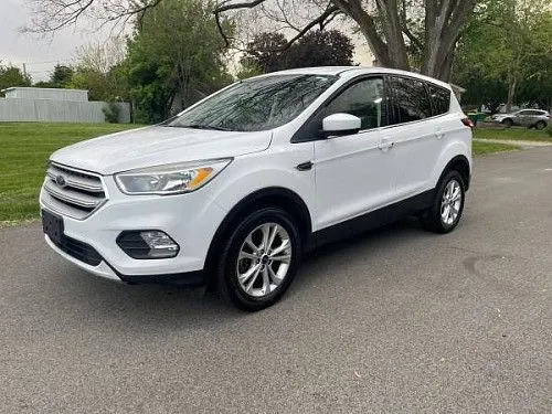 Ford Escape 2019 года (1 владелец/отличное состояние/небольшой пробег/хранился в гараже)