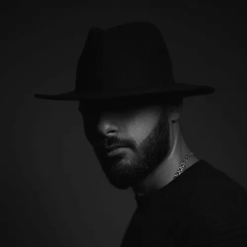 Ars Kirakosian, Barber