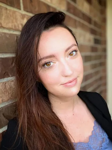 Elena Jackson, Real Estate Agent