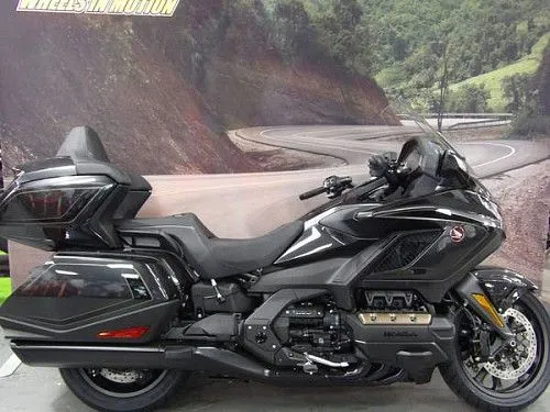 Honda Gold Wing Tour 2026 года, оппозитный двигатель**Без дополнительных сборов, только транспортные расходы**