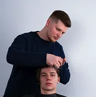 Профессиональный Барбер с Европы