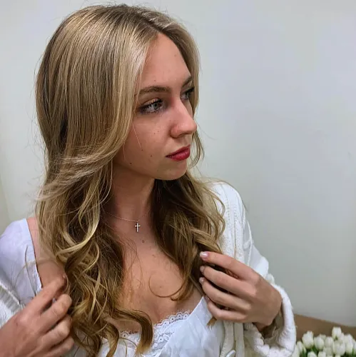 Anastasia, Hair - Stylist