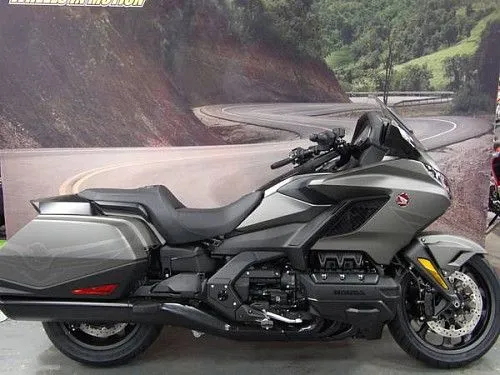 Honda Gold Wing 2026 года выпуска, горизонтальный кузов**Без сборов, только транспортные расходы***