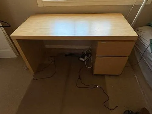 Стол IKEA Malm