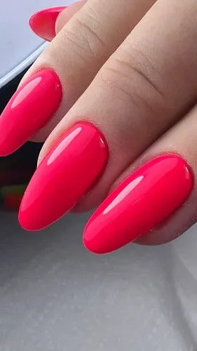 Marianna, Nails Master